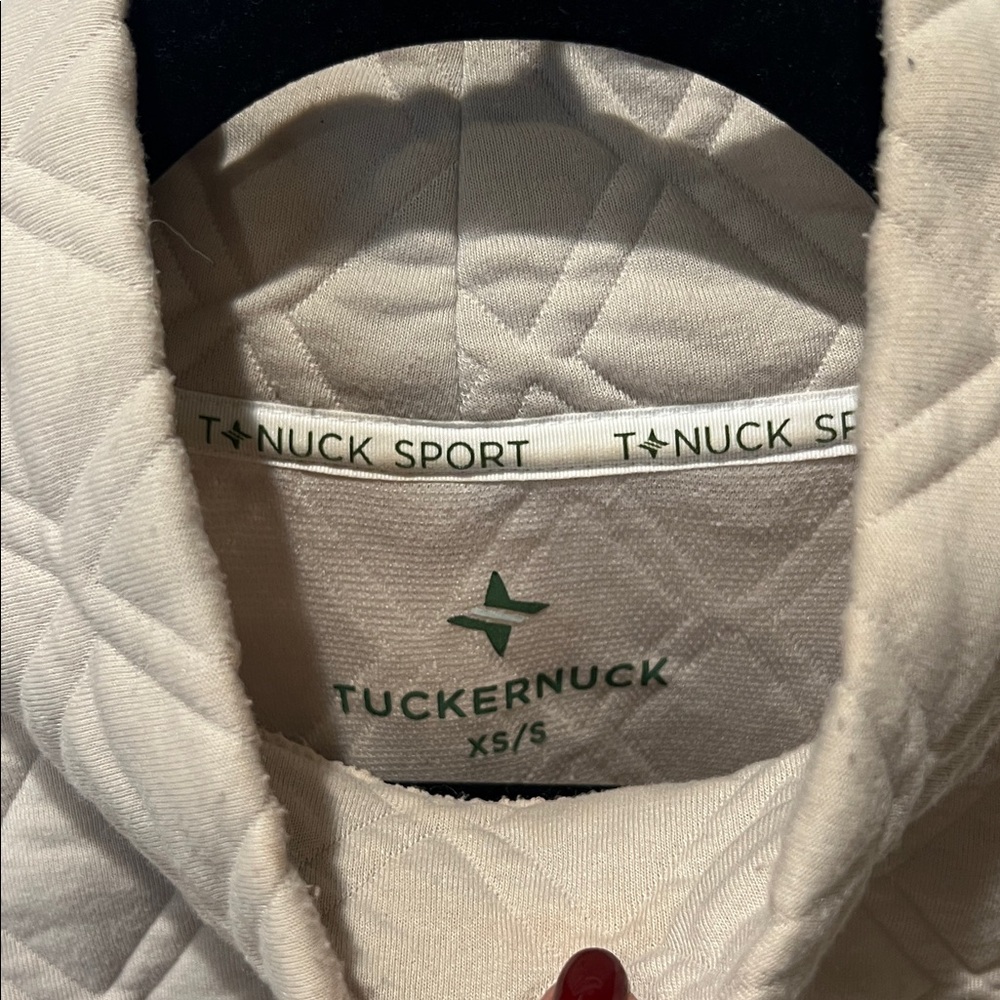 Tuckernuck Sport Cream/Tan Quilted Sweatshirt - Picture 2 of 3